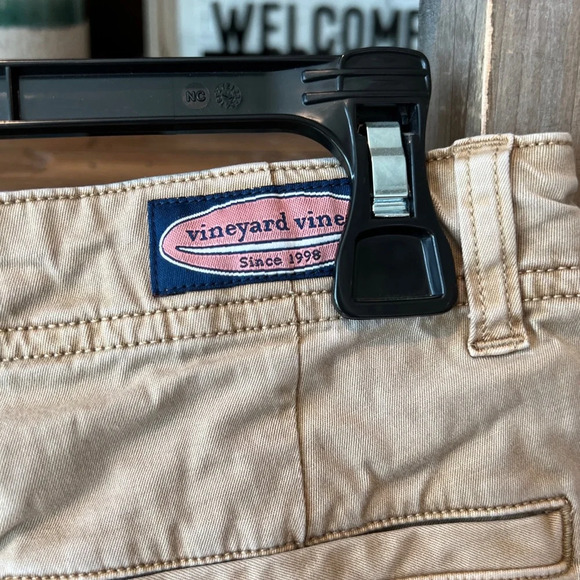 Vineyard Vines men’s Island khaki short size 28 waist - Picture 4 of 10